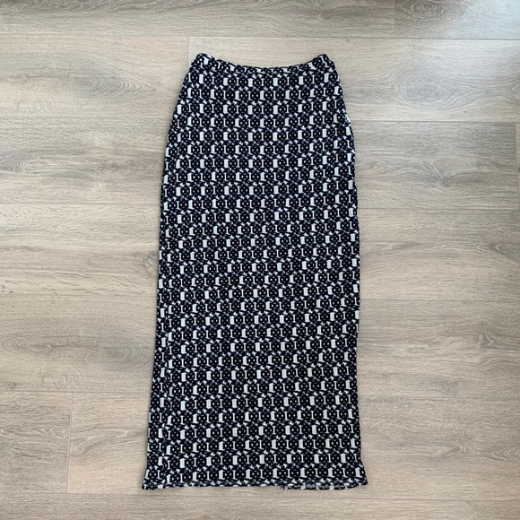 Maeve long skirt from Anthropologie - Picture 7 of 7